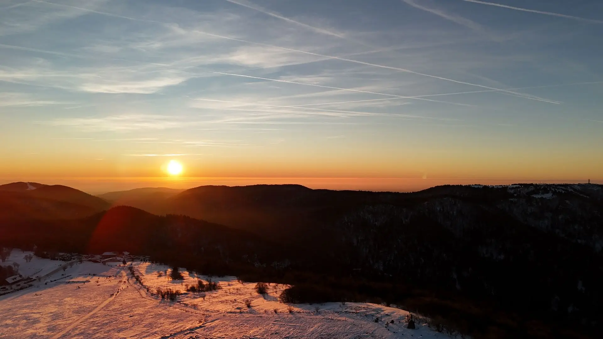 coucher de soleil au Ballon d&#39;alsace en vue aérienne 