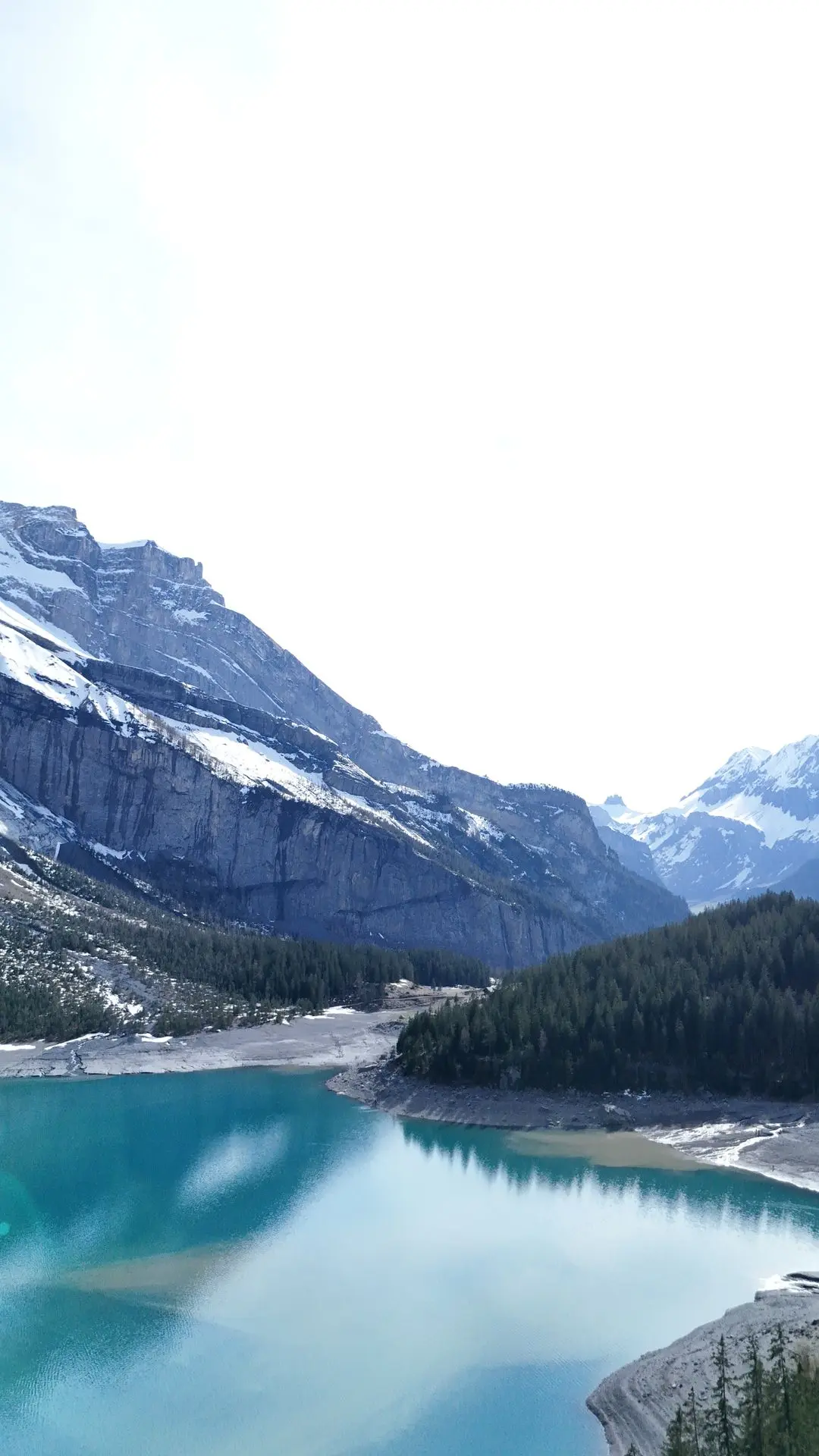 Alpes Bernoises en vue aérienne 
